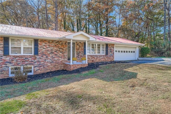 Building Photo - 6797 Campground Rd