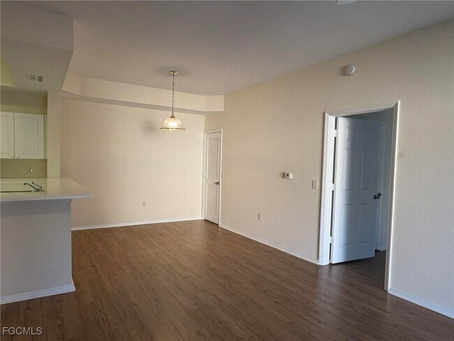 Building Photo - 9045 Colby Dr