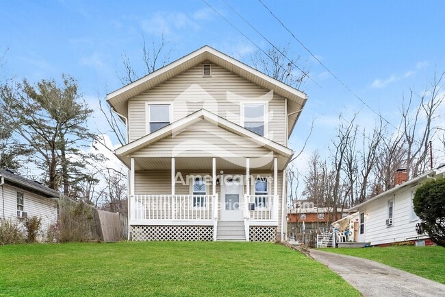 Primary Photo - 242 E Park Blvd