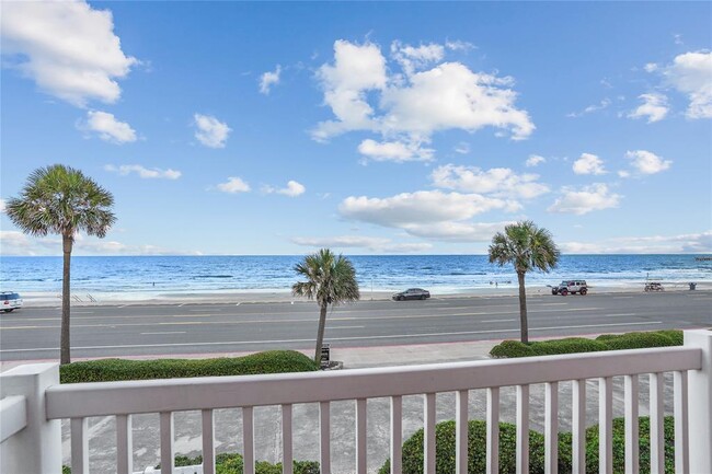 Building Photo - 8416 Seawall Blvd