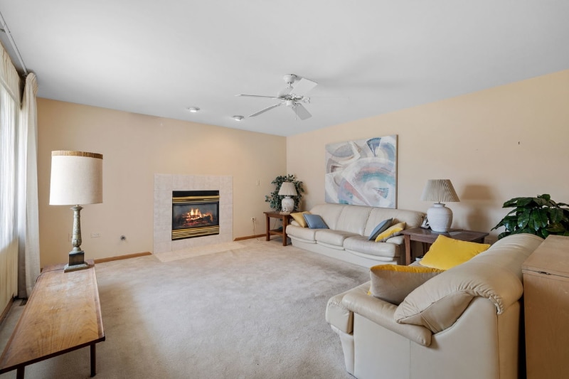 Building Photo - 11405 Foxwoods Dr