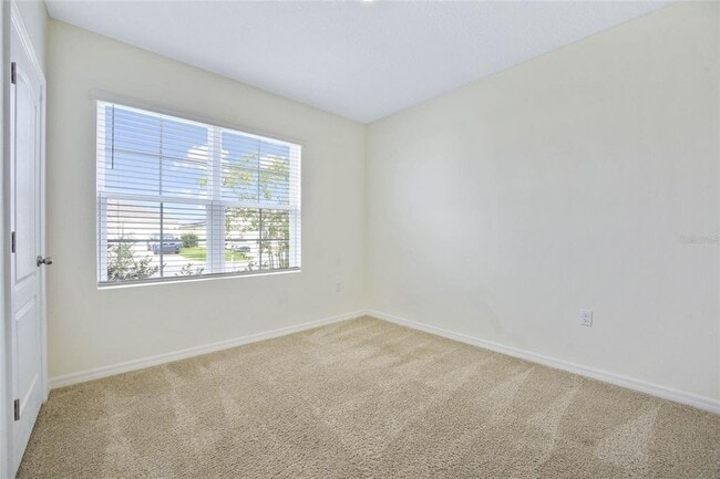 Building Photo - 652 Greymount St