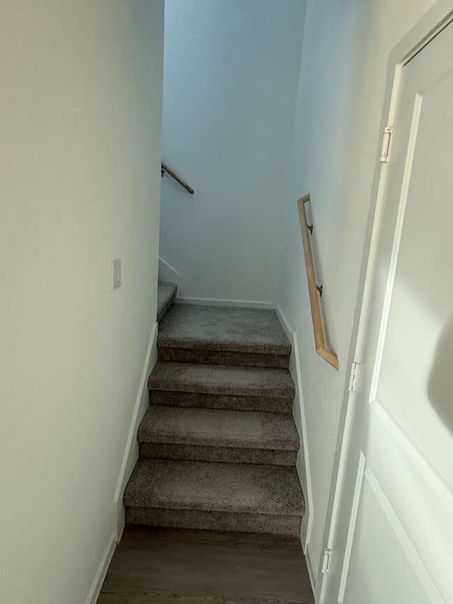 Building Photo - Tres Laurels-Wellton