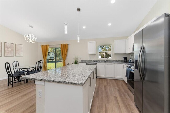 Building Photo - 14 Locust Loop Dr