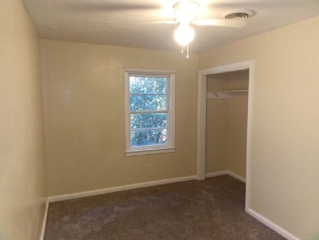 Building Photo - 3309 10th St