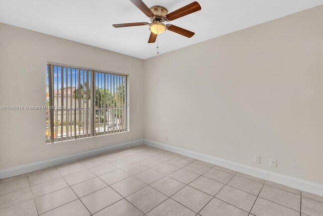 Building Photo - 1315 NW 2nd St