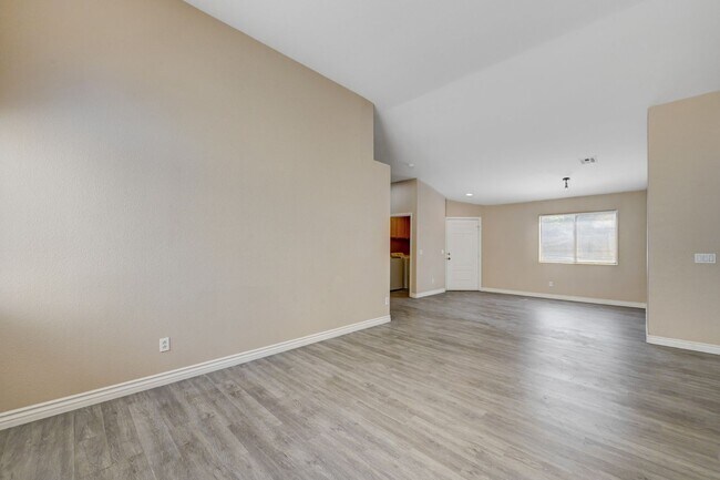 Building Photo - Single Family Home in N Las Vegas Aliante Area