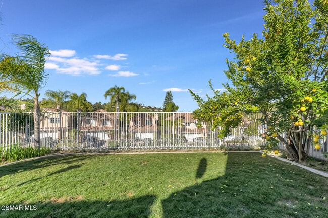 Building Photo - 24739 Vía Madera