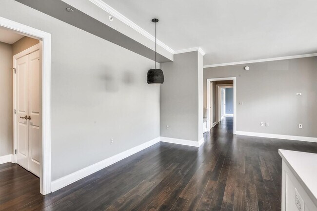 Building Photo - Gorgeous 2/2 with luxurious Lobby Level Condo in Hampden Row