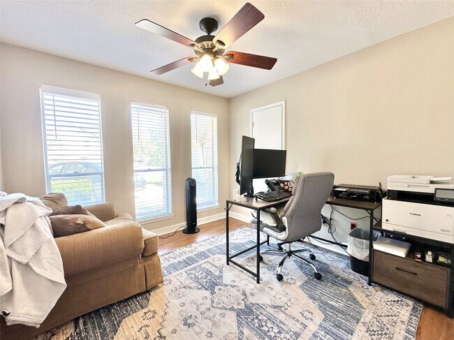 Building Photo - 1514 Park Meadow Dr