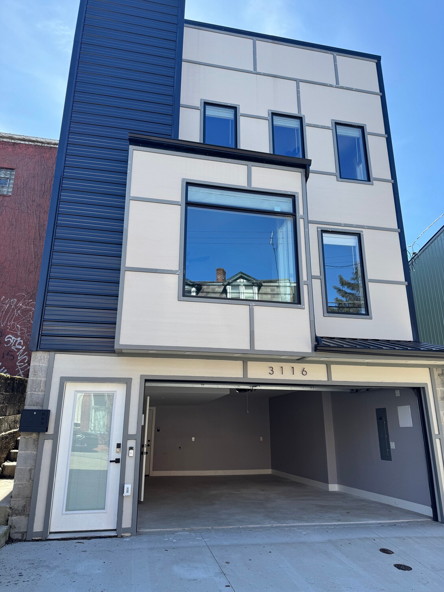 Building Photo - 3116 Dobson St