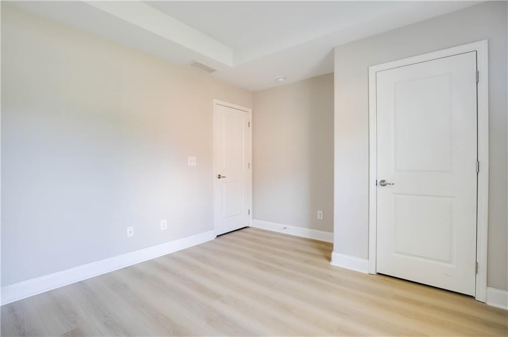 Building Photo - 1959 Townsend Ct