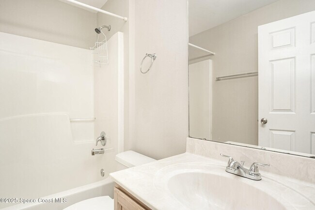 Building Photo - 14515 Greydale Cir