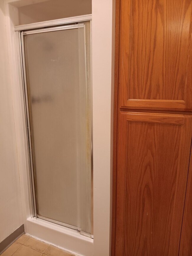 Building Photo - Beautiful Secluded Farmhouse & Shop is Available!