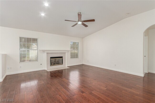 Building Photo - 5433 Honey Mesquite Ln