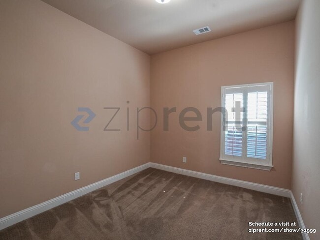 Building Photo - 419 San Marcos Dr