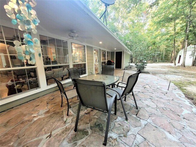Building Photo - 23976 Arrowhead Point