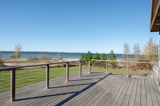 Building Photo - 11988 Cabana Shores Dr