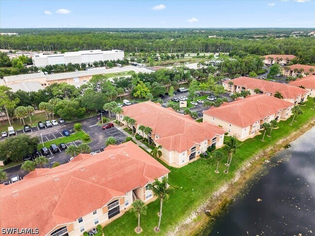 Building Photo - 8235 Ibis Club Dr