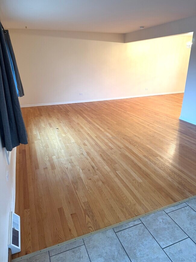 Building Photo - 1814 Holly Ave