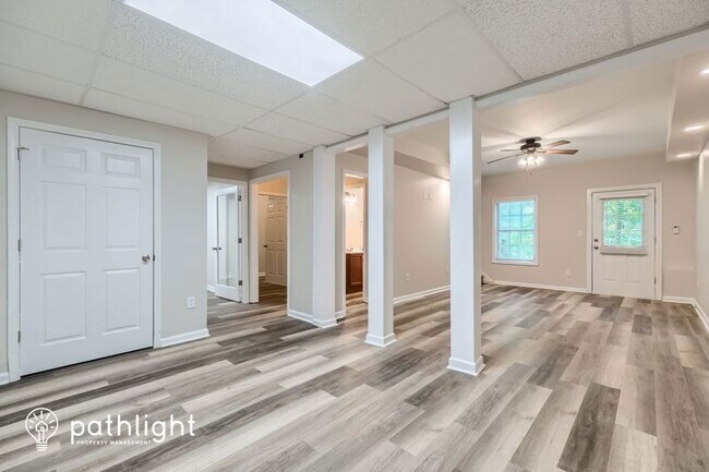 Building Photo - 59 Weatherstone Way