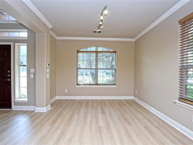 Building Photo - 15600 Prestancia Dr