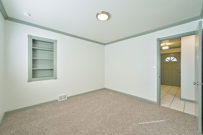 Building Photo - 3116 NW 63rd St