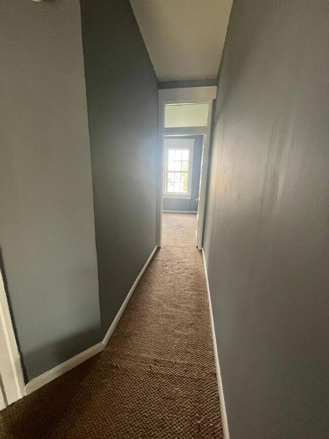 Building Photo - 1717 N Pulaski St