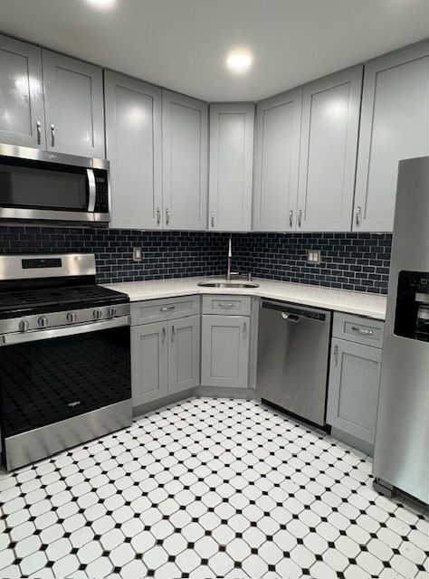 Building Photo - 612 Steeplechase Ct