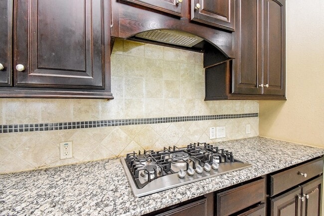Building Photo - 10310 Rouken Glen Ct.