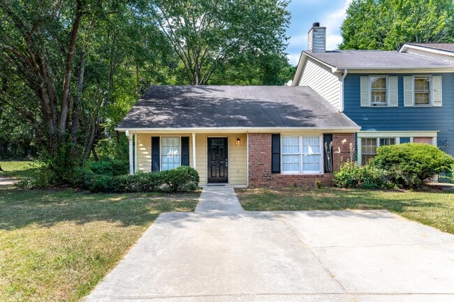 Primary Photo - 1704 Hunting Creek Dr SE