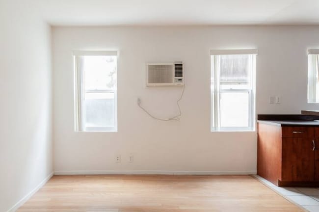 Living Room - 3613 4th W St