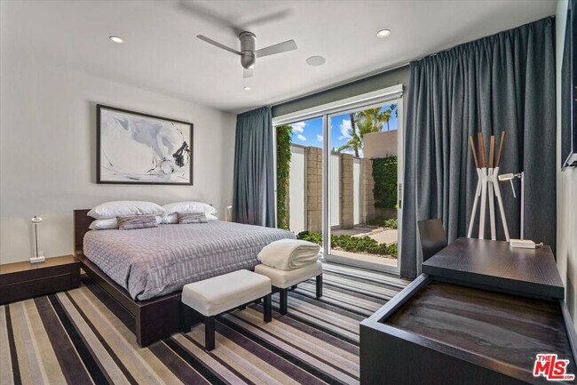 Building Photo - 1175 Los Robles Dr