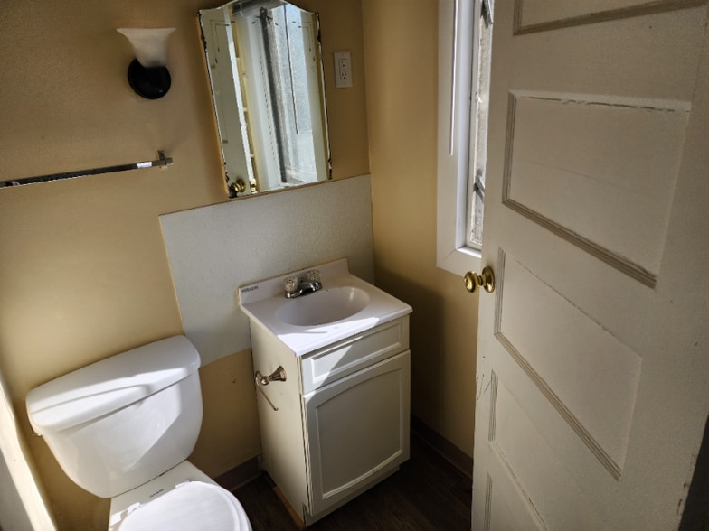 Building Photo - 2540 South St