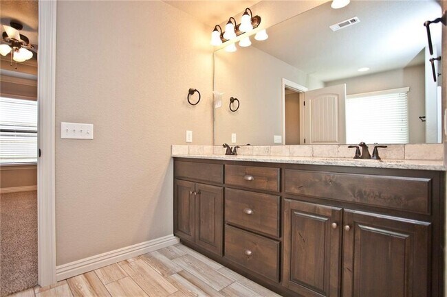 Building Photo - 728 NW 64th Ave