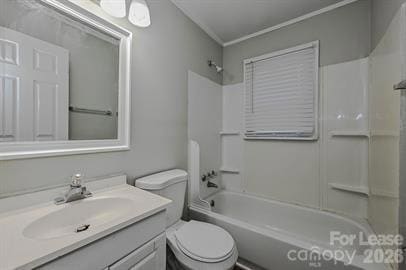 Building Photo - 2649 Roslyn Ave