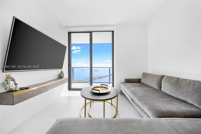 Building Photo - 501 NE 31st St