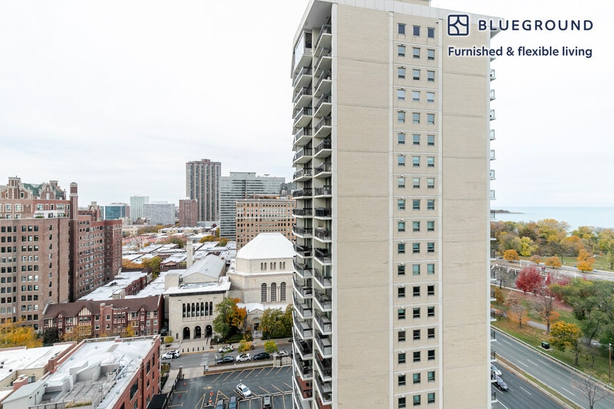 Building Photo - 3450 N Lake Shore Dr