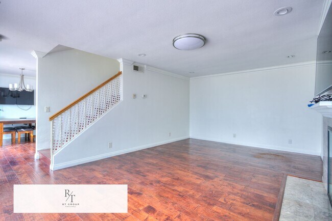 Building Photo - Arcadia School District | Quiet 4-Unit Community