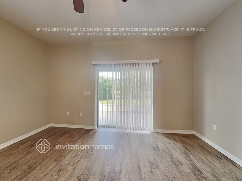 Building Photo - 3652 Sandhill Crane Dr