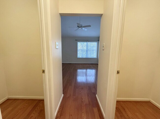 Building Photo - 306 Pimlico Way