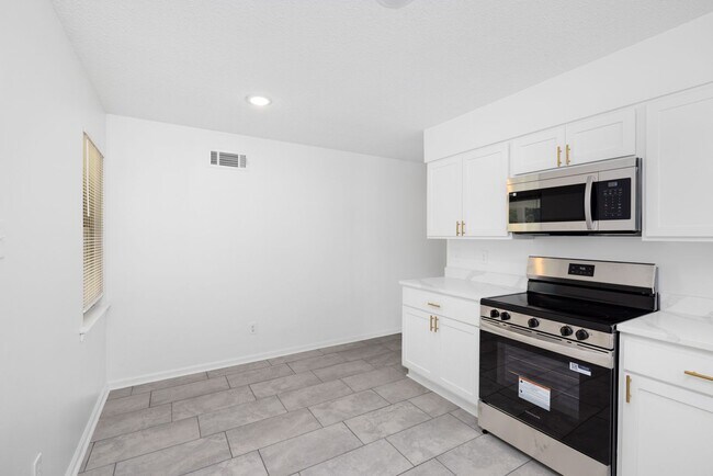 Building Photo - 3 bedroom, 2 bath recently renovated in Southaven