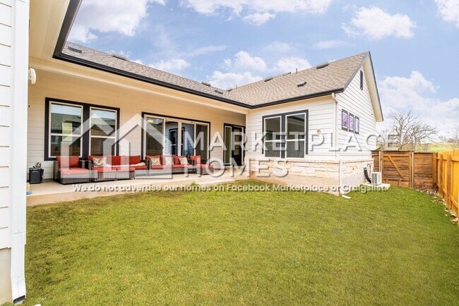 Building Photo - 8016 Hillock Terrace
