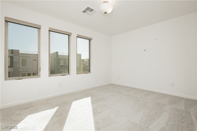 Building Photo - 7977 Mountain Lilac St