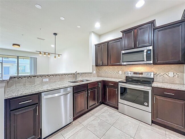 Building Photo - 3004 Alessa Loop