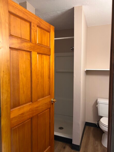 Building Photo - 5731 Telephone Rd