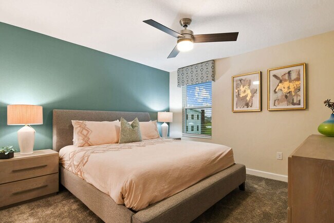 Building Photo - 2873 Bookmark Dr