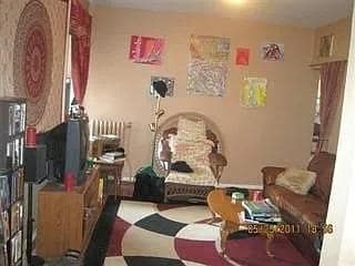 Building Photo - 42 Van Wagenen Ave