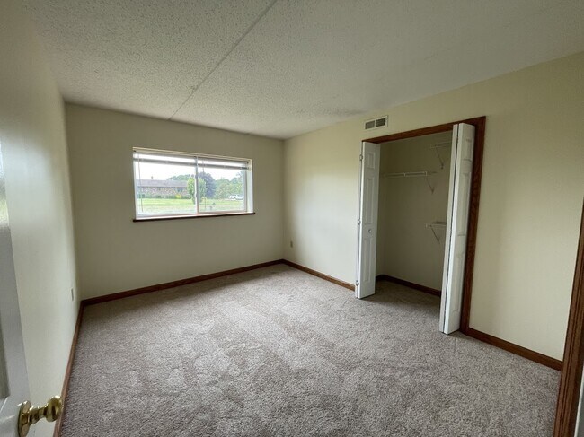 Building Photo - Building C