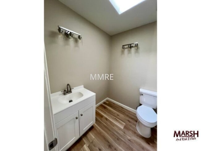 Building Photo - Nice 3 bedroom home on horse property in t...